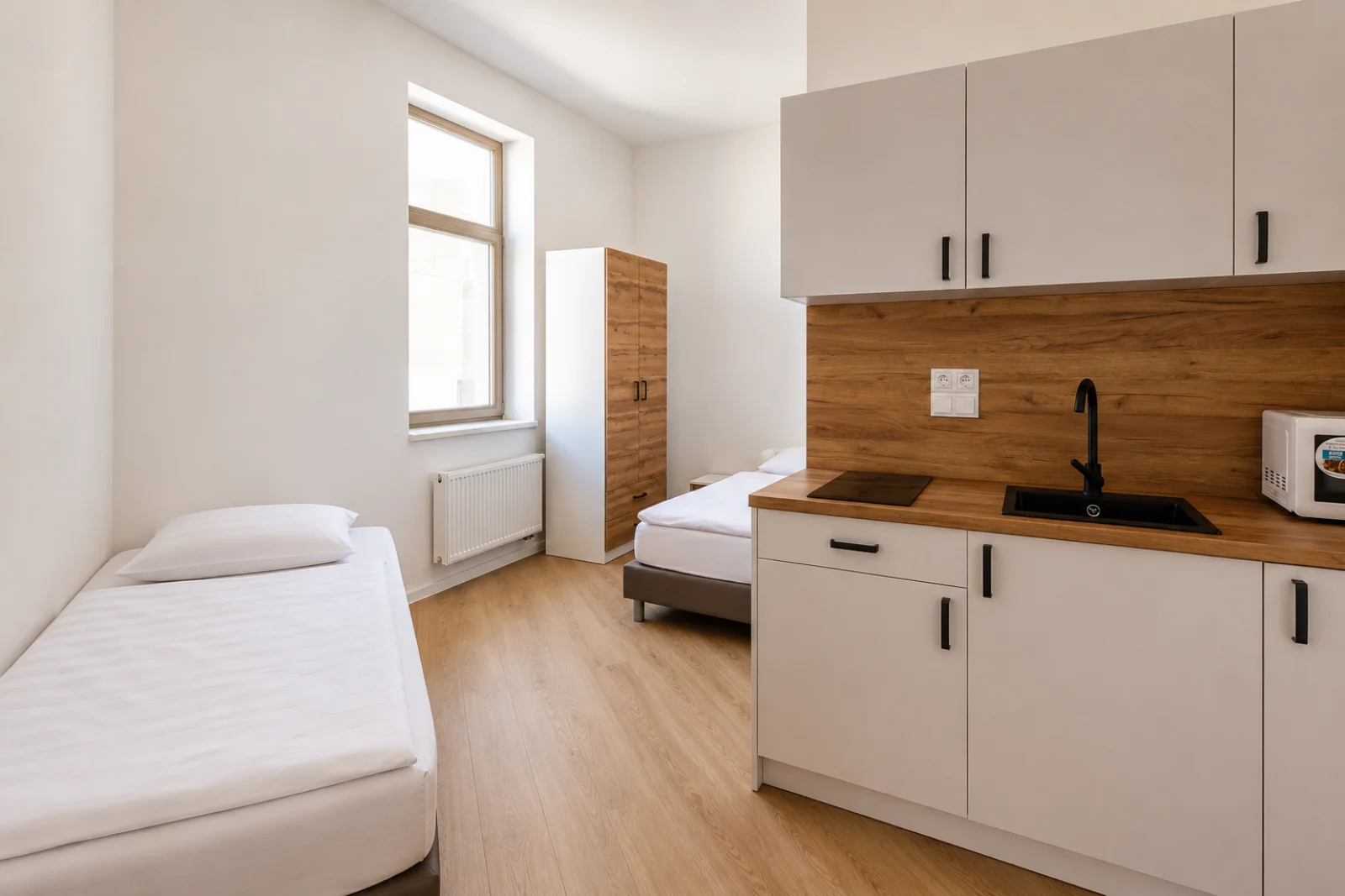4× Třílůžkový pokoj