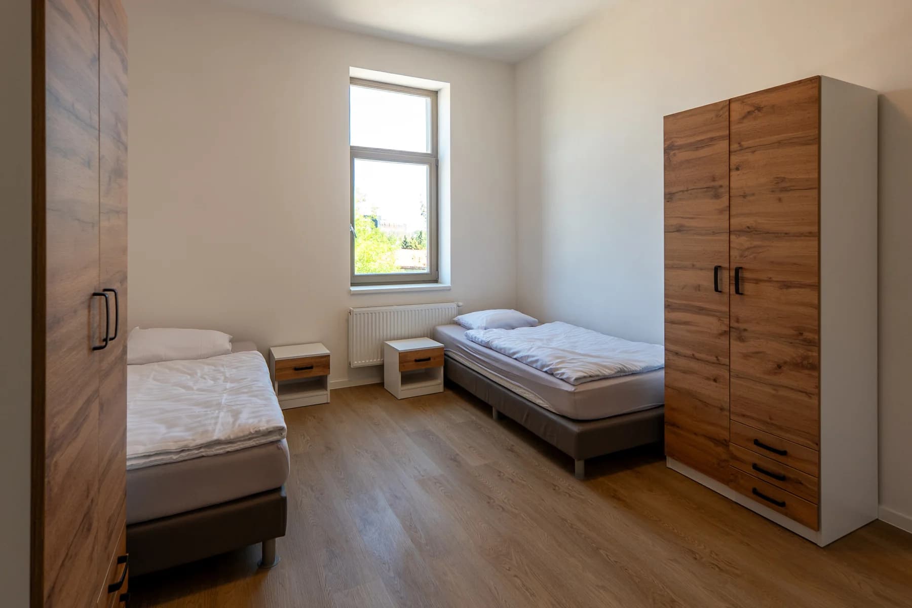 4× Třílůžkový pokoj